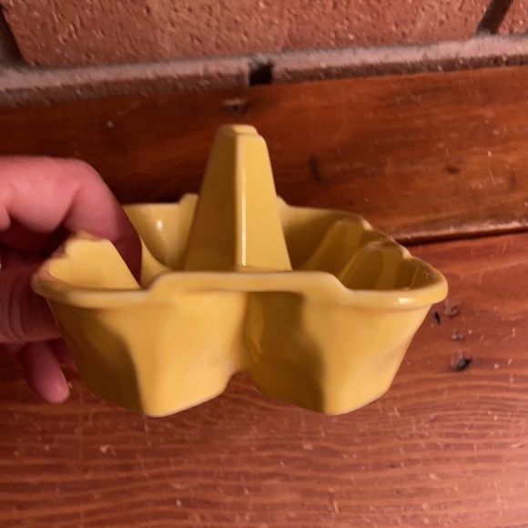 Anthropologie Biscuit Ceramic egg containers (2) - Picture 12 of 16